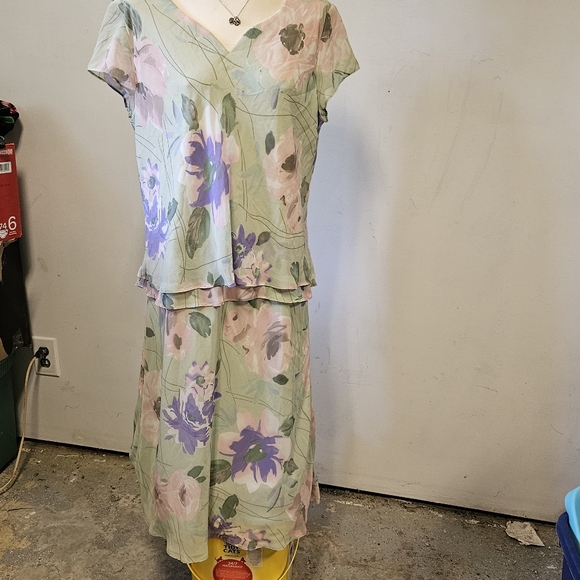 Beautiful VTG Seafoam and Lavender Floral Print Dress by J.B.S. LTD Sz 14 - Picture 3 of 9